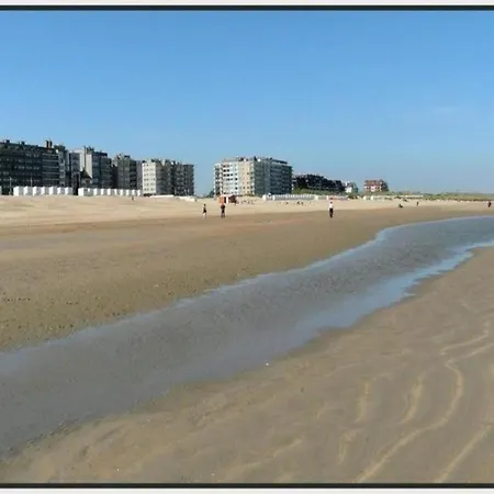 In Near The Apartamento De Haan